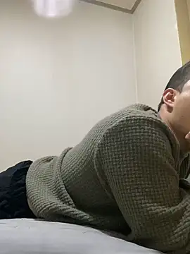 offwhite777 online show from 02/23/25, 07:00