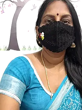 Snapshot of Tamil_Meera12 chatting on 04/29/26, 04:44 Tamil Meera12 online show from 04/29/26, 04:44