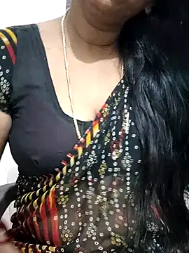 Snapshot of Tamil_Meera12 chatting on 05/03/26, 03:01 Tamil Meera12 online show from 05/03/26, 03:01