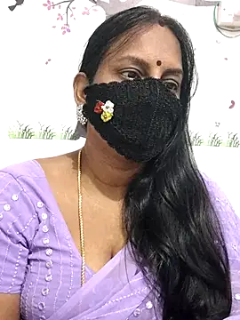 Snapshot of Tamil_Meera12 chatting on 05/06/26, 05:14 Tamil Meera12 online show from 05/06/26, 05:14