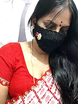 Snapshot of Tamil_Meera12 chatting on 05/12/26, 11:29 Tamil Meera12 online show from 05/12/26, 11:29