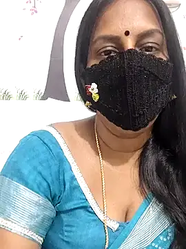 Snapshot of Tamil_Meera12 chatting on 05/26/26, 04:58 Tamil Meera12 online show from 05/26/26, 04:58