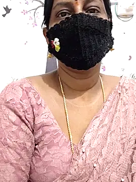Snapshot of Tamil_Meera12 chatting on 05/30/26, 07:49 Tamil Meera12 online show from 05/30/26, 07:49