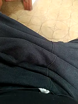 NAvoglia online show from 11/17/25, 01:06