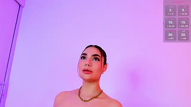 Alyssia Collins online show from 11/28/25, 04:59