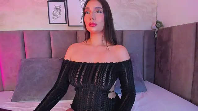 Alyssia Collins online show from 05/07/26, 10:42