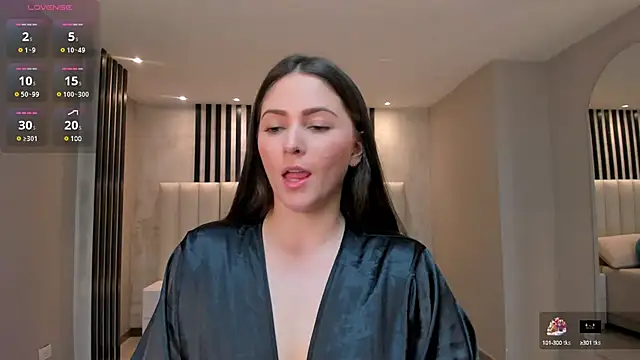 BeccaBaxter online show from 02/18/25, 10:25