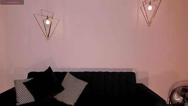 BeccaBaxter online show from 10/26/25, 12:33