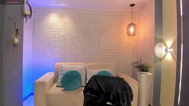 BeccaBaxter online show from 02/23/26, 12:02