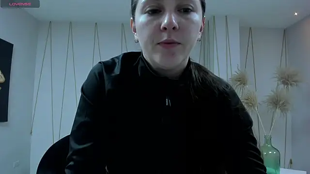 Snapshot of BeccaBaxter chatting on 06/18/26, 11:58 BeccaBaxter online show from 06/18/26, 11:58