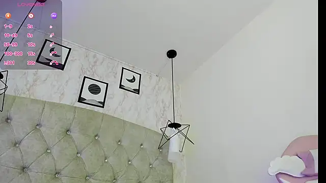 Raichell  online show from 04/30/26, 12:44