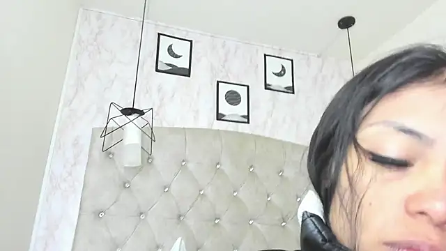 Snapshot of Raichell_ chatting on 06/27/26, 12:22 Raichell online show from 06/27/26, 12:22