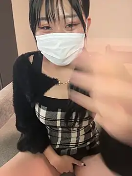 Rara  oo online show from 02/13/25, 04:43