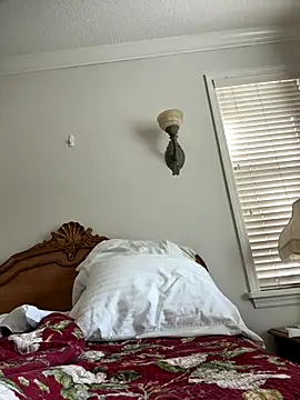 Snapshot of sissyboijamie1313 chatting on 12/15/25, 07:29 sissyboijamie1313 online show from 12/15/25, 07:29