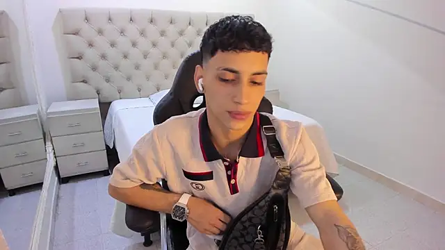 JhoanLeandro online show from 01/10/26, 04:25