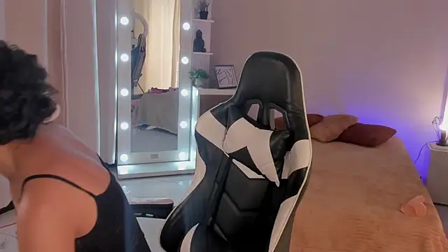 leahaltomm online show from 03/12/25, 06:11