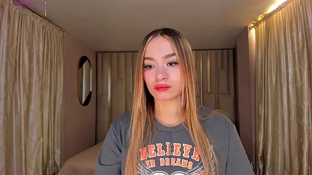 AmaiaHaywood online show from 10/17/25, 11:02