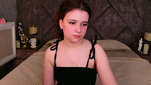 Pauline Heaven online show from 05/22/26, 05:36