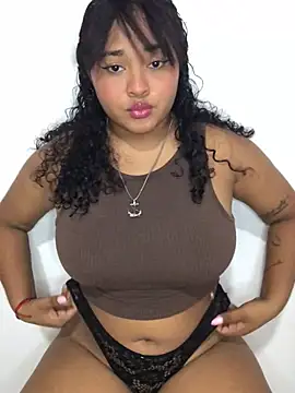 Snapshot of Marce_777 chatting on 01/31/25, 04:47 Marce 777 online show from 01/31/25, 04:47