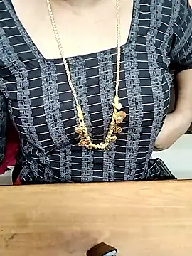 Tamil Radha online show from 10/16/25, 01:28