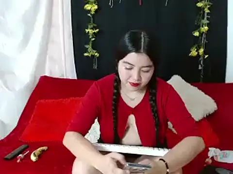 AlejaHottyX online show from 02/05/25, 02:19