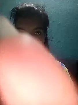 Ariell Kieran online show from 11/14/25, 12:09