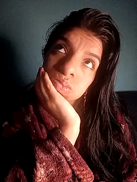 Ariell Kieran online show from 12/19/25, 11:34