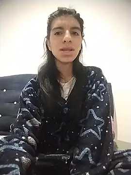 Snapshot of Ariell_Kieran chatting on 07/06/26, 05:26 Ariell Kieran online show from 07/06/26, 05:26