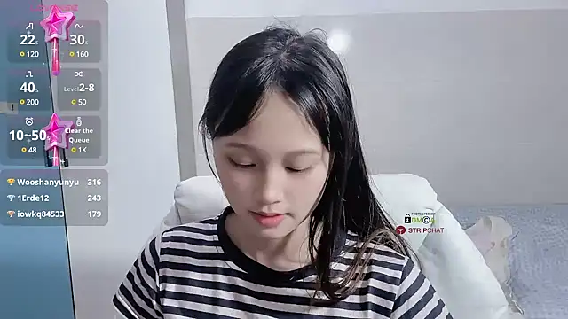 xunian71O online show from 02/22/25, 04:40