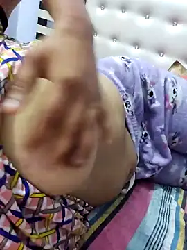 Pihu 654 online show from 02/01/25, 08:29