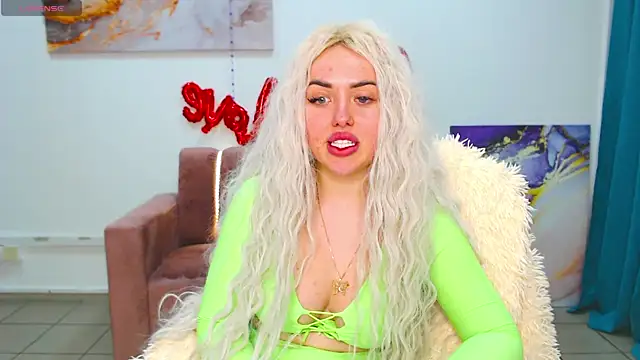 Snapshot of MissisCaty chatting on 03/13/25, 03:50 MissisCaty online show from 03/13/25, 03:50