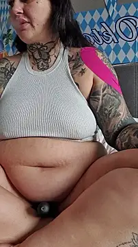 CannabisQueenn online show from 10/01/25, 08:31