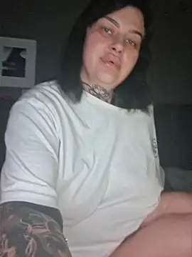 CannabisQueenn online show from 04/10/26, 07:40