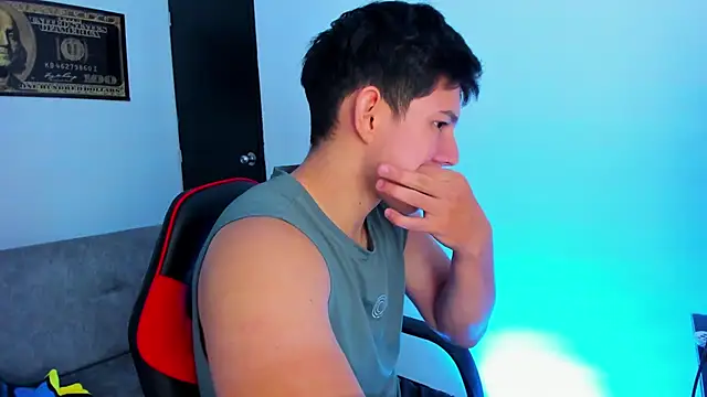 JamesCr  online show from 02/05/25, 10:33