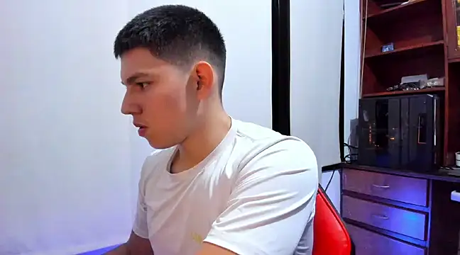 JamesCr  online show from 02/16/25, 09:04