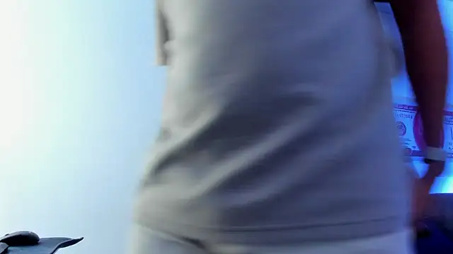 JamesCr  online show from 02/28/25, 04:31