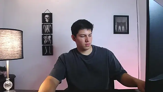 JamesCr  online show from 10/24/25, 01:24