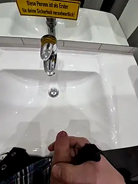 Oli0203xh online show from 03/18/26, 07:50