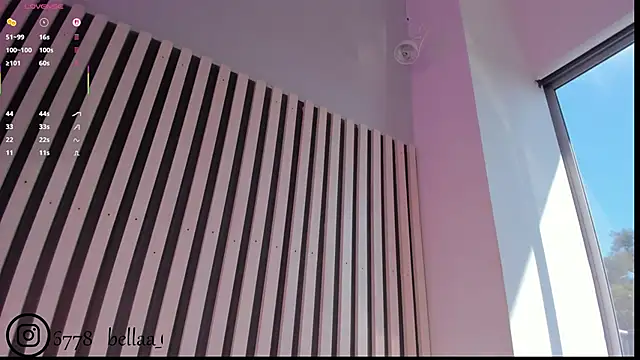 Snapshot of bella_lovers_ chatting on 09/09/25, 12:59 bella lovers online show from 09/09/25, 12:59