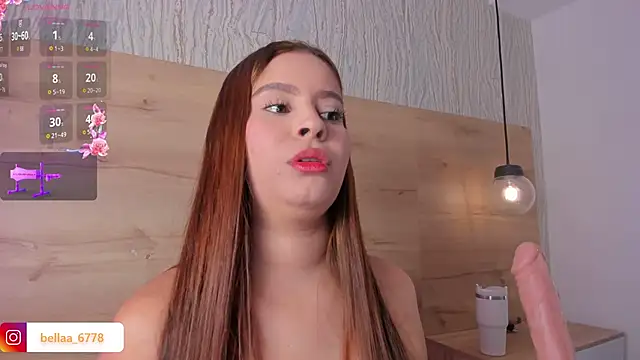 Snapshot of bella_lovers_ chatting on 01/08/26, 10:12 bella lovers online show from 01/08/26, 10:12