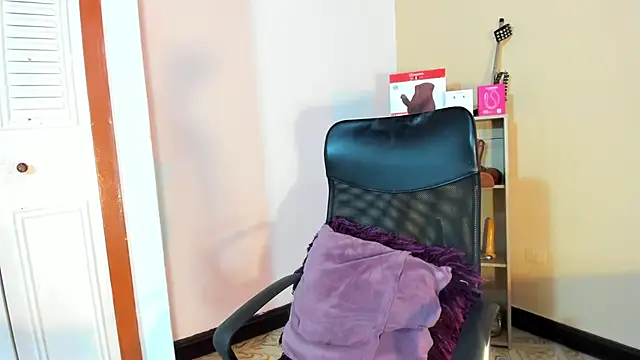 Violetta 0 online show from 02/12/26, 02:12