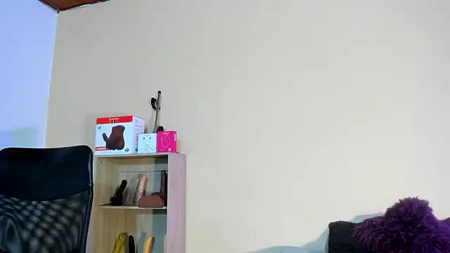 Violetta 0 online show from 02/25/26, 01:21