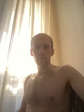 LynnAhNight online show from 09/27/25, 04:50