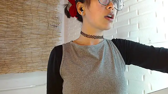 Luna 7 777 online show from 04/23/26, 05:08