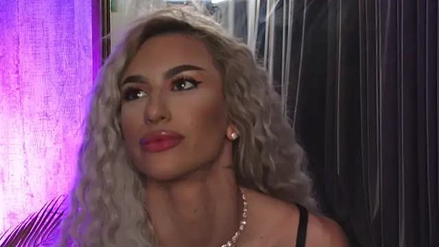 KarlaBart online show from 10/01/25, 07:53