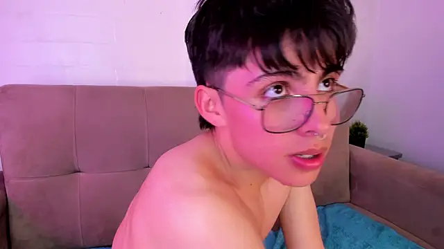 PepperTwink online show from 03/05/25, 04:35