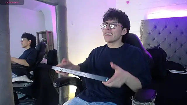 PepperTwink online show from 09/11/25, 04:18