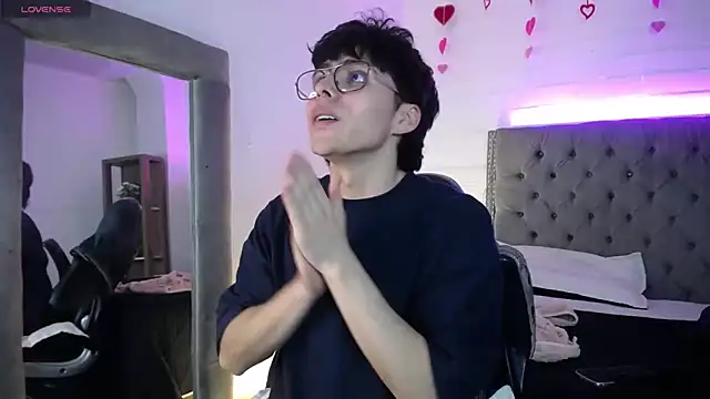 PepperTwink online show from 09/12/25, 04:18