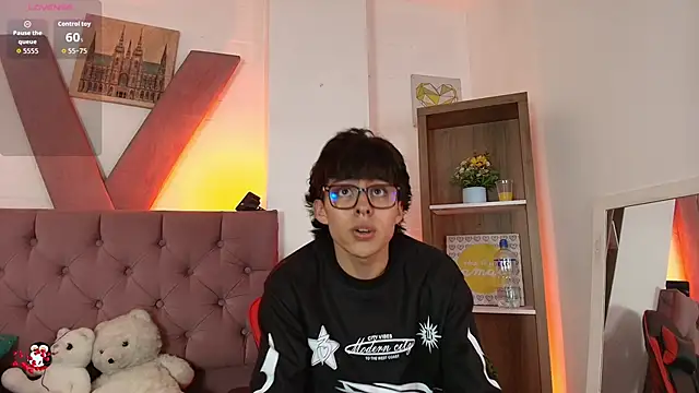 PepperTwink online show from 03/09/26, 04:00