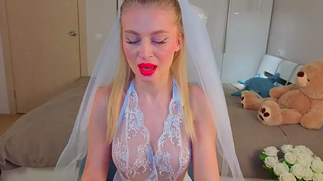 AnitaLamb online show from 10/31/25, 07:42